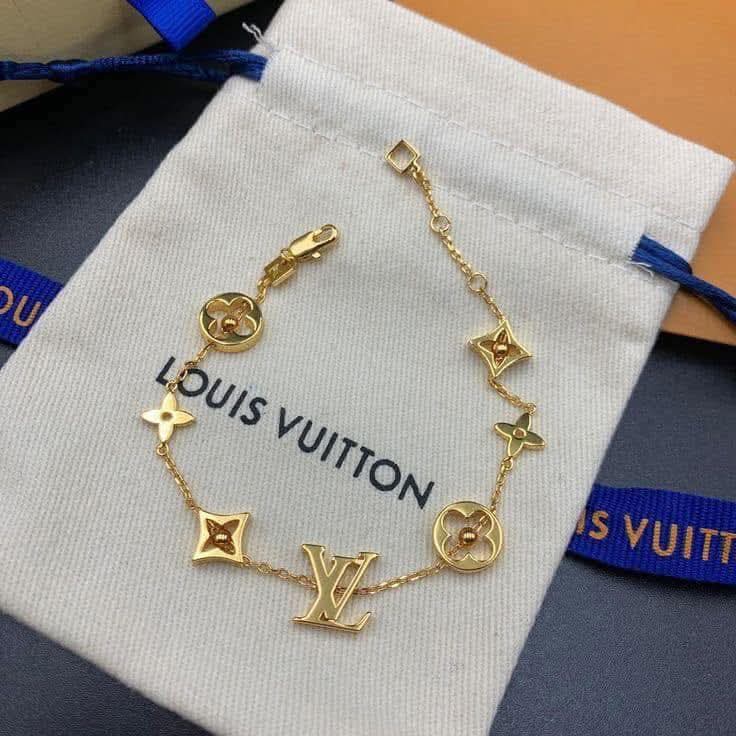 L Bracelets Logos