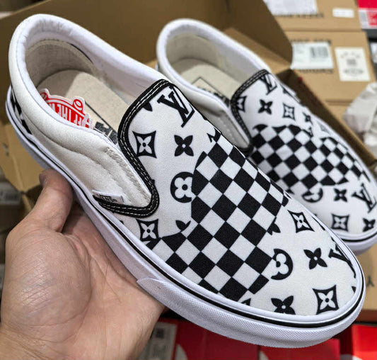 V B&W Boujee Slip On