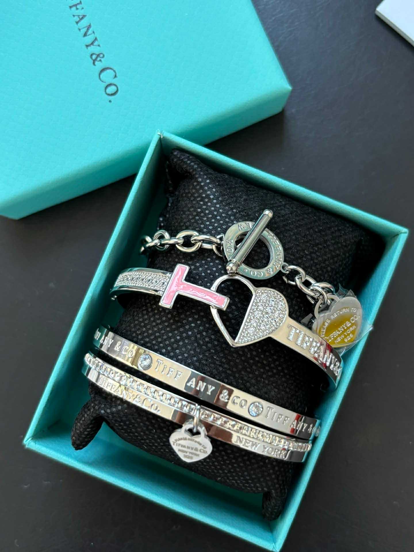 T&Co Bracelet Set 6