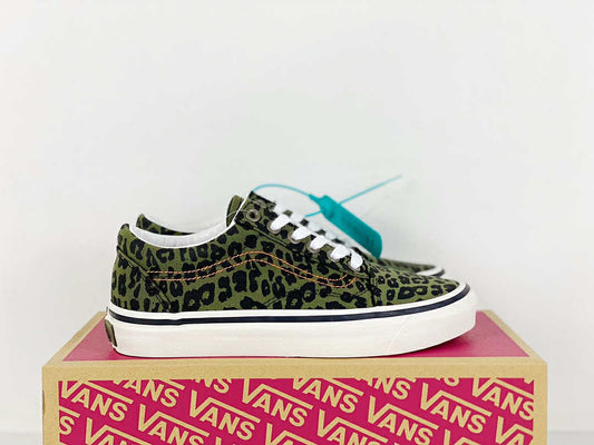 V Leopard Dark Green